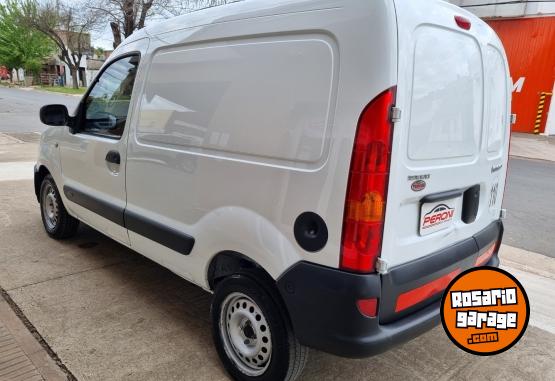 Utilitarios - Renault Kangoo Confort 1.6 furgon 2014 GNC 137000Km - En Venta