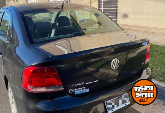 Autos - Volkswagen Voyage 2010 GNC 200000Km - En Venta