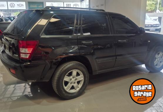 Camionetas - Jeep Grand Cherokee Laredo 2007 Diesel 211000Km - En Venta