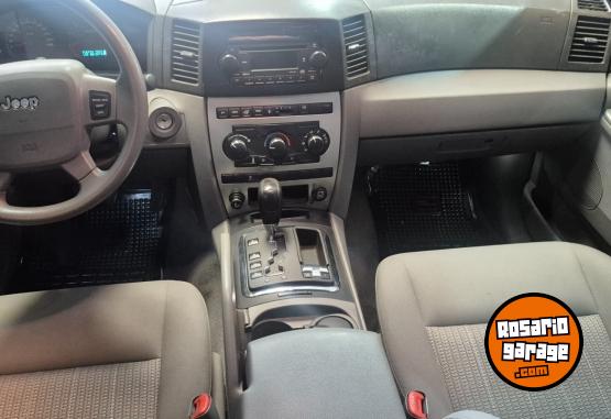 Camionetas - Jeep Grand Cherokee Laredo 2007 Diesel 211000Km - En Venta