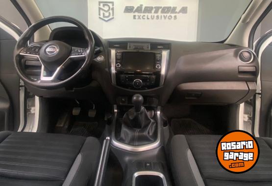 Camionetas - Nissan Frontier XE 4x2 2.3D DC 2023 Diesel 55900Km - En Venta