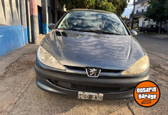 Autos - Peugeot 206 2008 Nafta 180000Km - En Venta