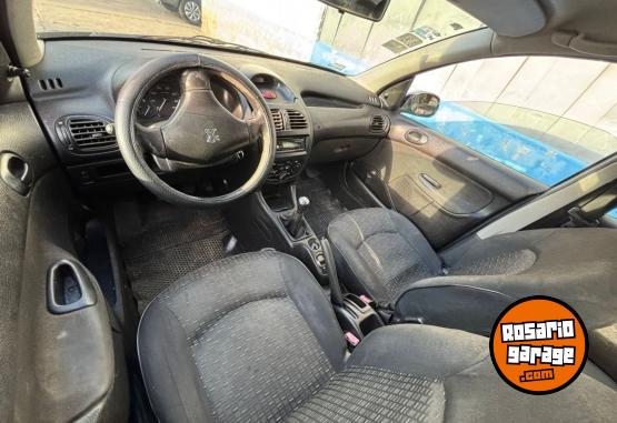 Autos - Peugeot 206 2008 Nafta 180000Km - En Venta