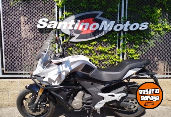 Motos - CF MT 650 2022 Nafta 13415Km - En Venta