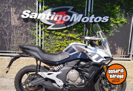 Motos - CF MT 650 2022 Nafta 13415Km - En Venta