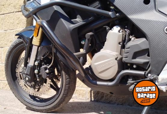 Motos - CF MT 650 2022 Nafta 13415Km - En Venta