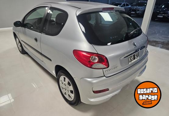Autos - Peugeot 207 2011 Nafta 120000Km - En Venta
