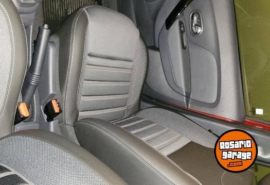 Autos - Renault Sandero Intens 2023 Nafta 10000Km - En Venta