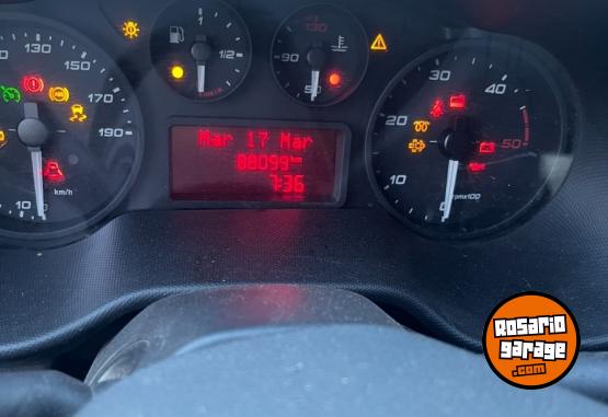 Utilitarios - Iveco Daily City 30-130 2020 Diesel 88000Km - En Venta