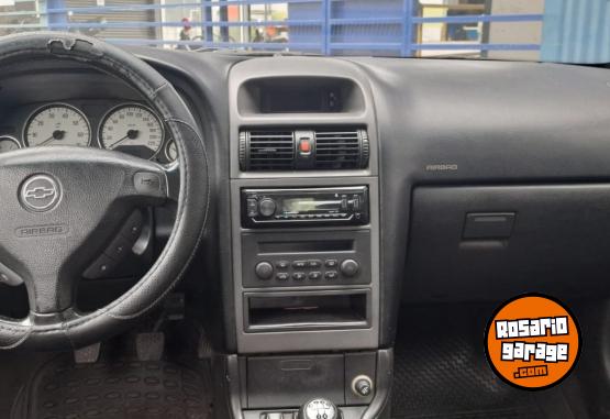 Autos - Chevrolet ASTRA GLS 2.0 8V 2010 GNC 274000Km - En Venta