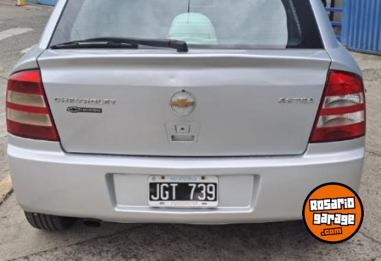 Autos - Chevrolet ASTRA GLS 2.0 8V 2010 GNC 274000Km - En Venta