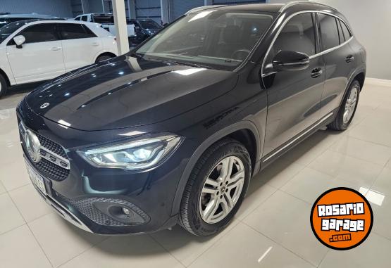 Autos - Mercedes Benz Gla 200 Progressive 2022 Nafta 30000Km - En Venta