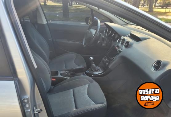 Autos - Peugeot 308 2018 Diesel 121000Km - En Venta