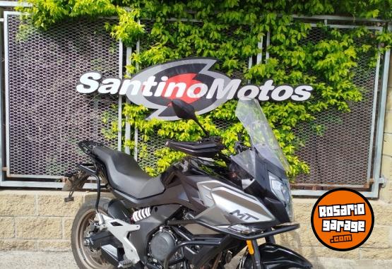 Motos - CF MT 700 2024 Nafta 9820Km - En Venta