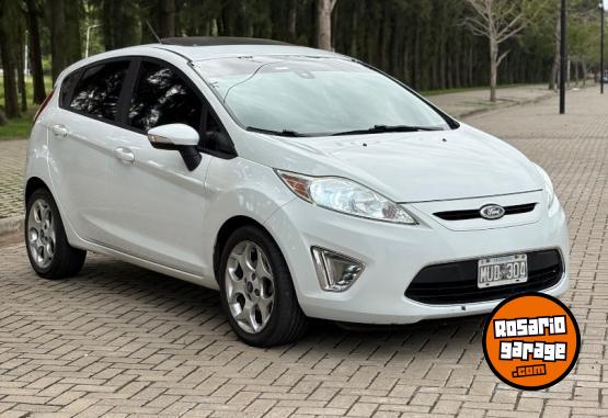 Autos - Ford Fiesta kinetic 2013 Nafta 220000Km - En Venta
