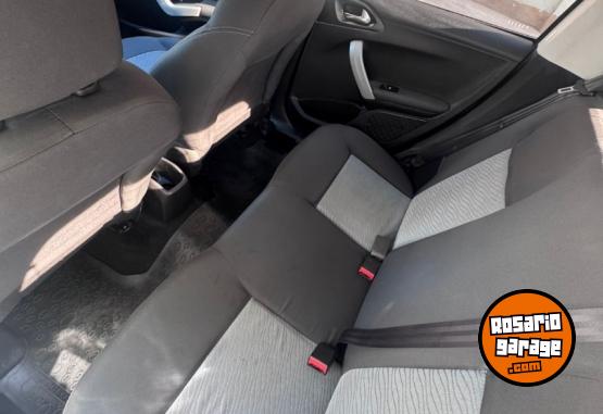 Autos - Peugeot 208 2016 Nafta 100000Km - En Venta