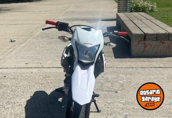 Motos - Honda XR 2023 Nafta 23000Km - En Venta