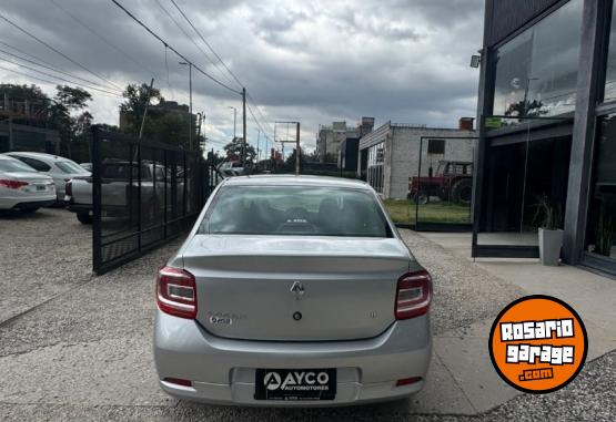 Autos - Renault LOGAN 1.6 LIFE 2022 Nafta  - En Venta