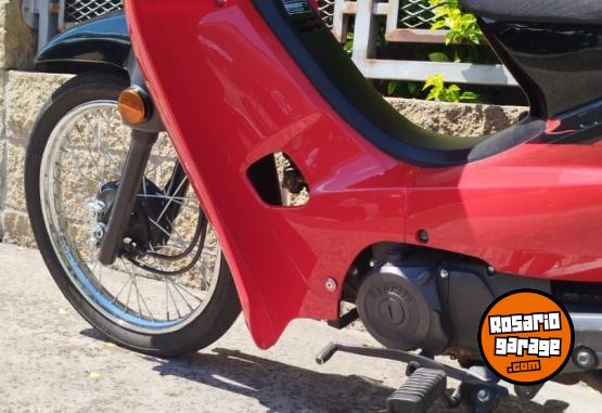 Motos - Zanella DUE BASE 110 2024 Nafta 9681Km - En Venta