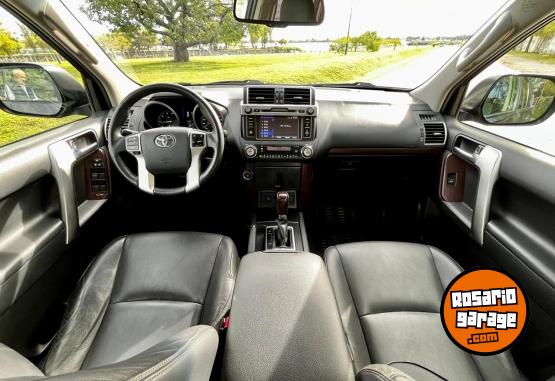 Camionetas - Toyota Land Cruiser Prado VX 4.0 2014 Nafta 32000Km - En Venta