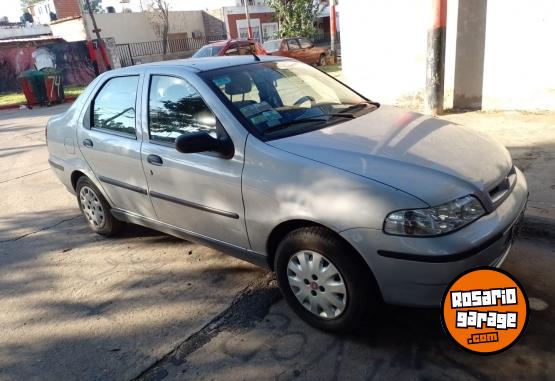 Autos - Fiat Siena 2006 GNC 100000Km - En Venta
