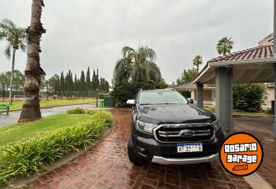 Camionetas - Ford RANGER LIMITED  3.2 full 2022 Diesel 30000Km - En Venta