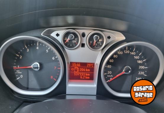 Autos - Ford Focus exe trend 1.6 2013 GNC 137000Km - En Venta