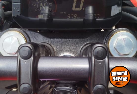 Motos - Honda CB 300 2025 Nafta 979Km - En Venta