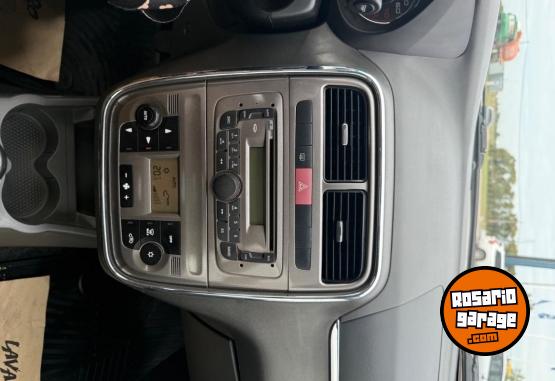 Autos - Fiat Punto 2011 Nafta 228000Km - En Venta