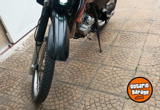 Motos - Honda 2018 2018 Nafta 22400Km - En Venta