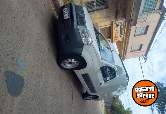 Utilitarios - Fiat Fiorino 2017 GNC 125000Km - En Venta