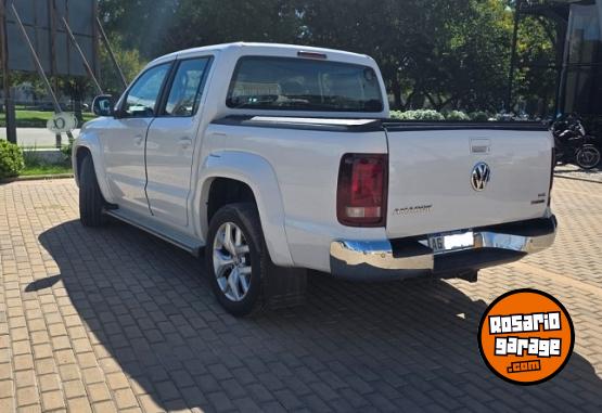 Camionetas - Volkswagen Amarok v6 highline 2023 Diesel 79000Km - En Venta