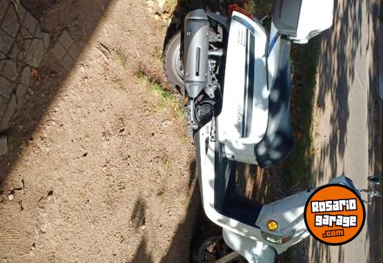 Motos - Kymco Like 125 2025 Nafta 3500Km - En Venta