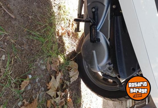 Motos - Kymco Like 125 2025 Nafta 3500Km - En Venta