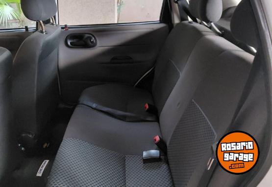 Autos - Chevrolet Classic 2011 Nafta 132000Km - En Venta