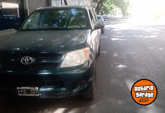 Camionetas - Toyota Hilux 4x4 2005 Diesel 850000Km - En Venta