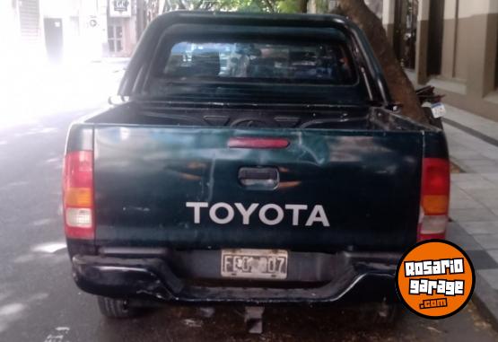 Camionetas - Toyota Hilux 4x4 2005 Diesel 850000Km - En Venta