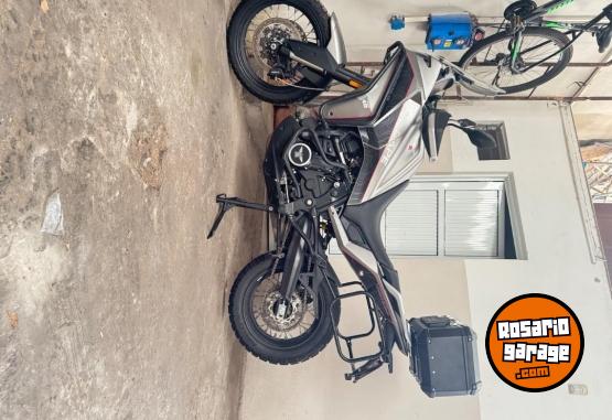 Motos - Moto Morini X-cape 649 2024 Nafta 15000Km - En Venta