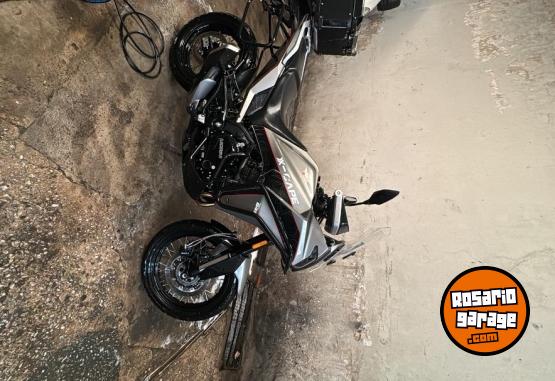 Motos - Moto Morini X-cape 649 2024 Nafta 15000Km - En Venta