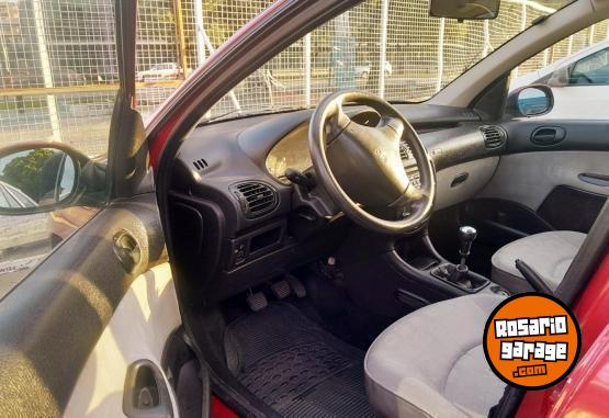 Autos - Peugeot 206 2004 Nafta 187500Km - En Venta