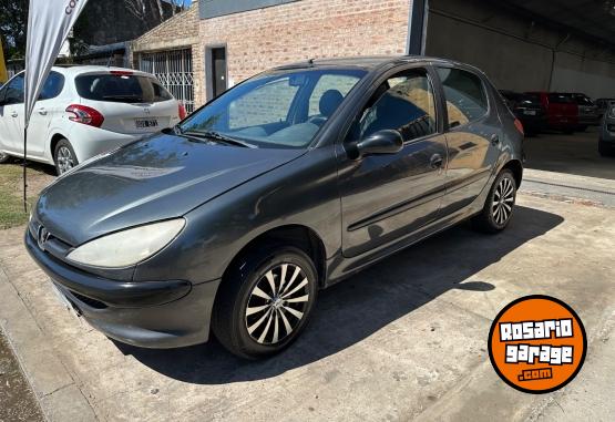 Autos - Peugeot 206 gol 2011 Nafta 111111Km - En Venta