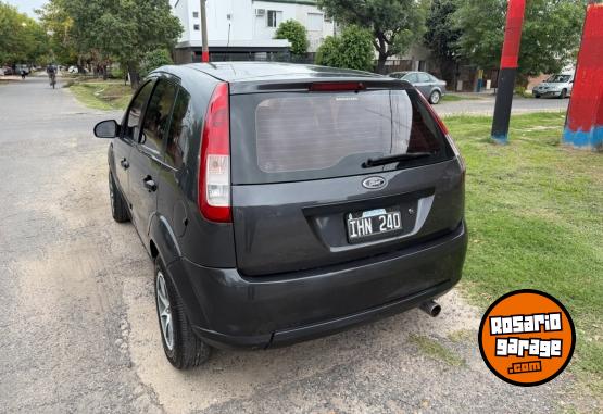 Autos - Ford Fiesta 2009 GNC 220000Km - En Venta