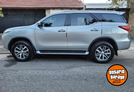 Camionetas - Toyota Sw4 2017 Diesel 137500Km - En Venta