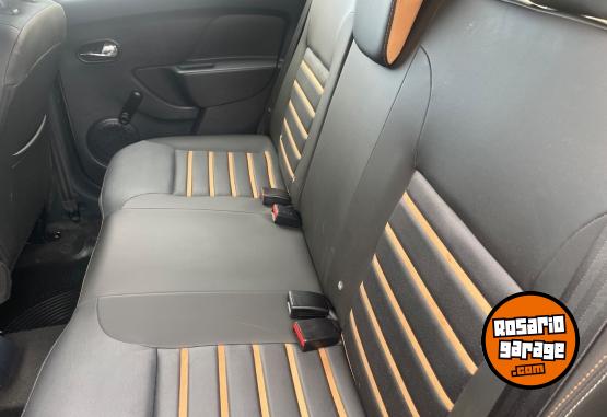 Autos - Renault Stepway 2023 GNC 32000Km - En Venta