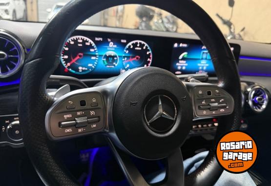 Autos - Mercedes Benz A250 AMG 2021 Nafta 132000Km - En Venta