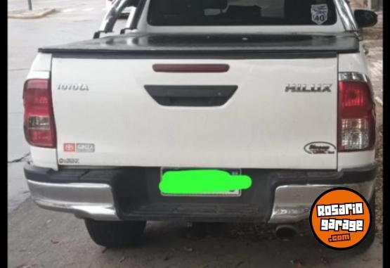 Camionetas - Toyota Hilux 4x2 D/X 2018 Diesel 128500Km - En Venta