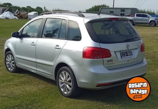 Autos - Volkswagen SURAN 1.6 manual HighLine 2012 Nafta 150000Km - En Venta