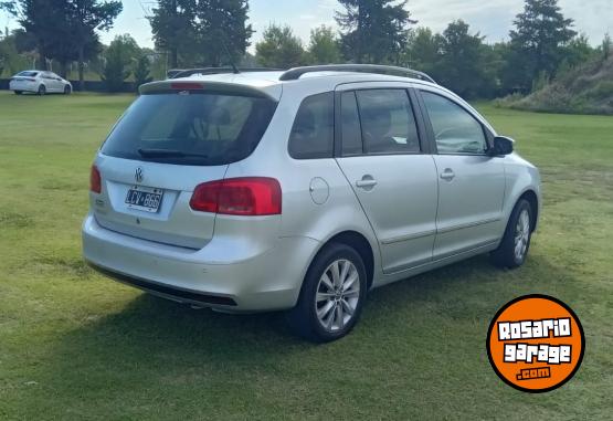 Autos - Volkswagen SURAN 1.6 manual HighLine 2012 Nafta 150000Km - En Venta