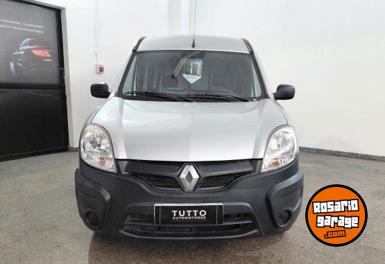Utilitarios - Renault Kangoo 2017 Nafta 141000Km - En Venta