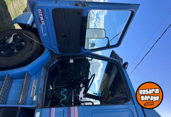 Camiones y Grúas - Scania - En Venta